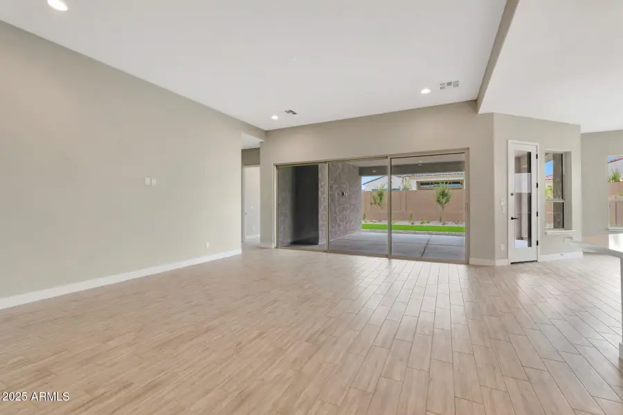 6848 N 190th Avenue, Waddell, AZ 85355 - Image #2