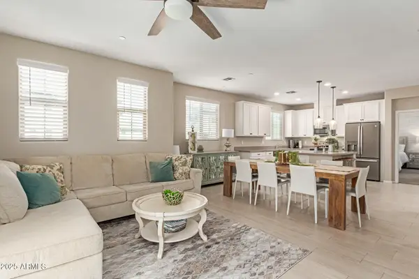 1713 E Bridgeport Parkway, Gilbert, AZ 85295