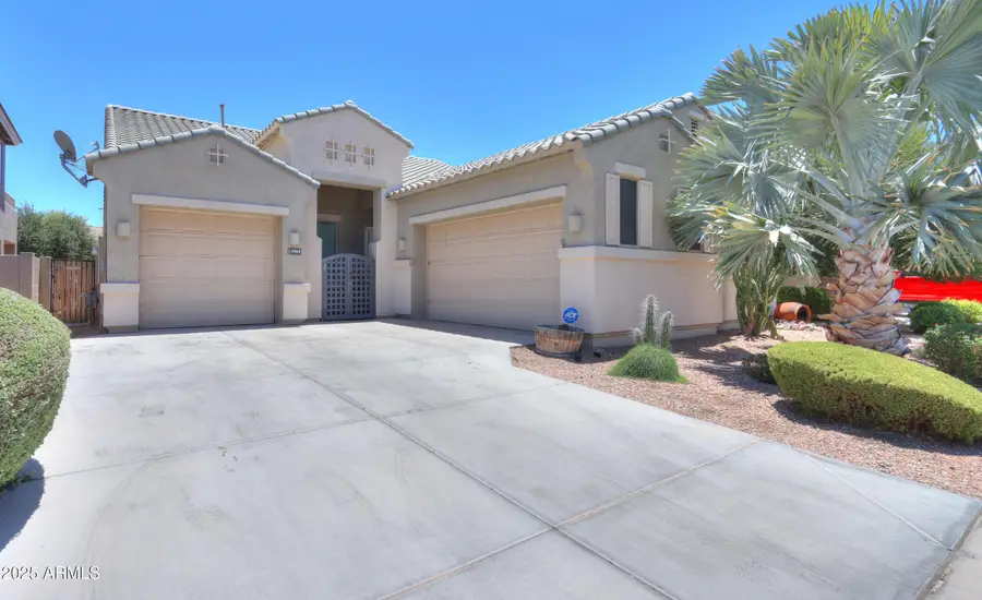 19969 N Santa Cruz Drive, Maricopa, AZ 85138 - Image #2