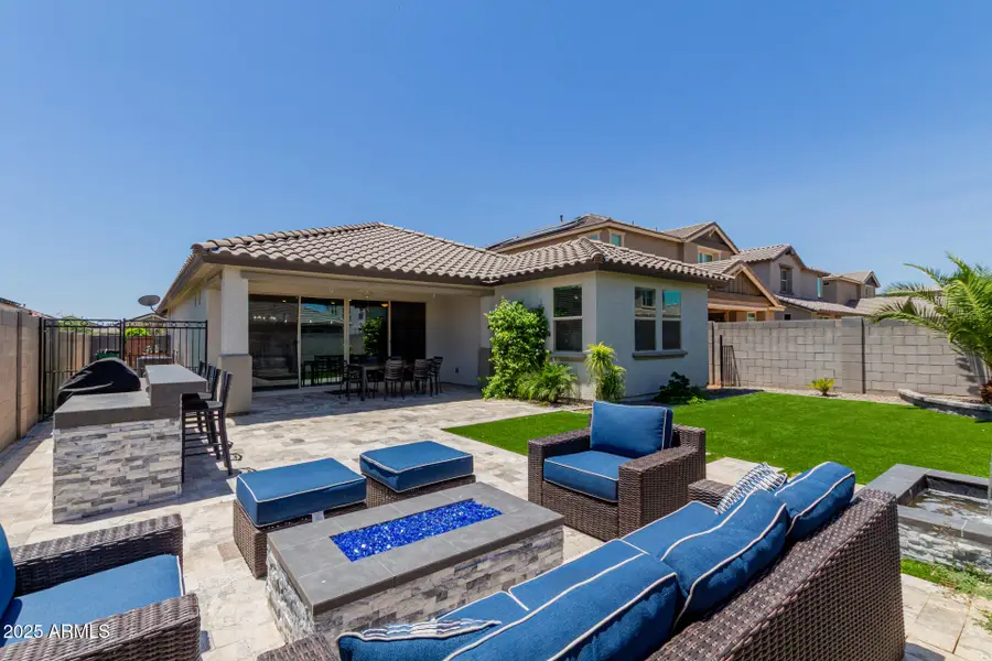 15276 W Latham Street, Goodyear, AZ 85338 - Image #2