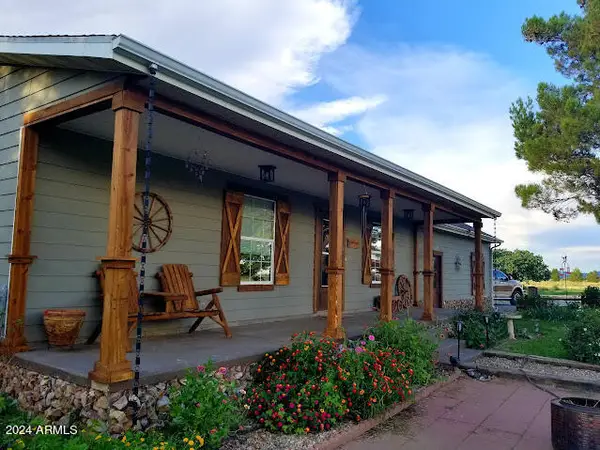 8255 N Fort Grant Road, Willcox, AZ 85643