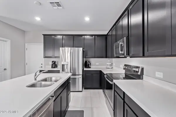 2625 S Peppertree Drive #101, Gilbert, AZ 85295