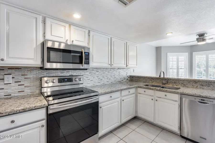 11217 E Laurel Lane, Scottsdale, AZ 85259 - Image #3