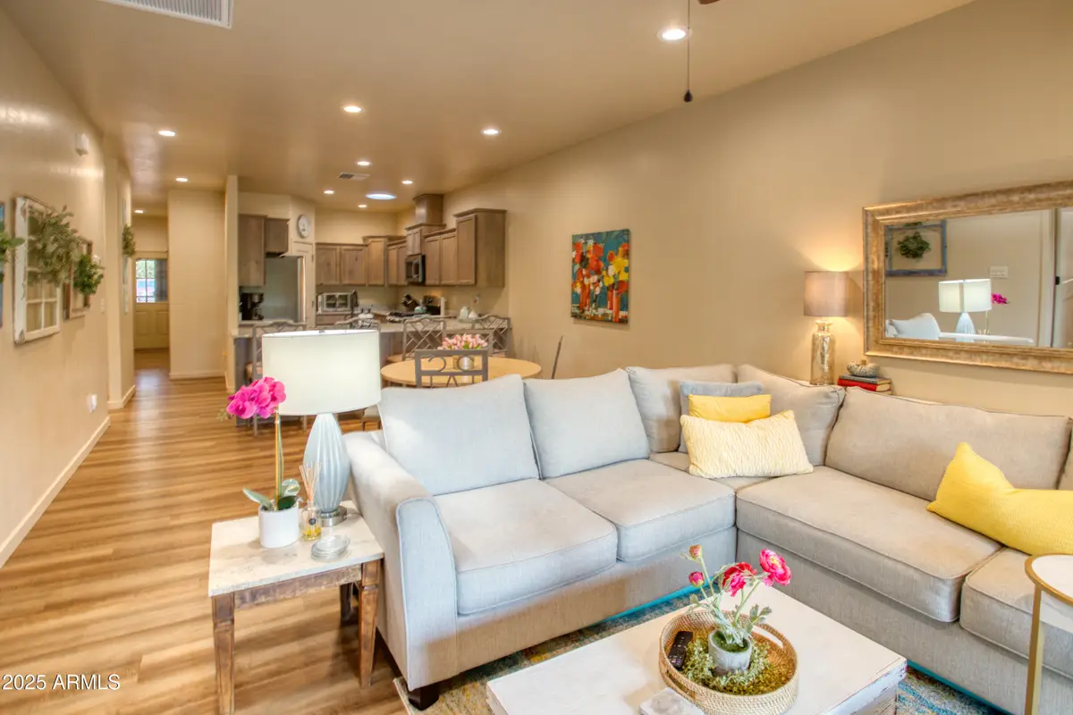 5873 Saturn Drive, Wagon Wheel, AZ 85929 - Image #1