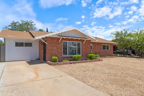 3620 W Sierra Vista Drive, Phoenix, AZ 85019