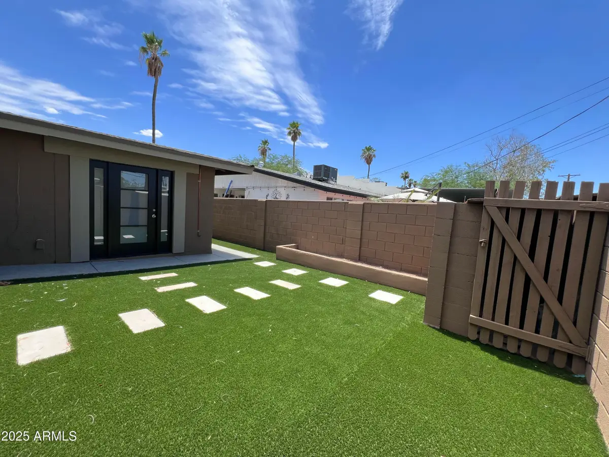 4142 E Moreland Street #2, Phoenix, AZ 85008 - Image #1