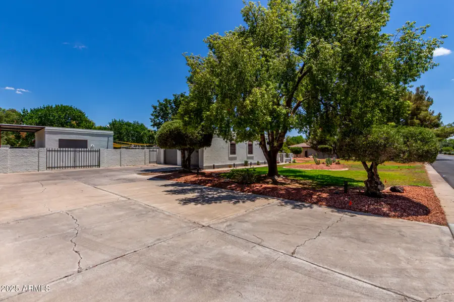 636 E Mesquite Avenue, Gilbert, AZ 85296 - #2