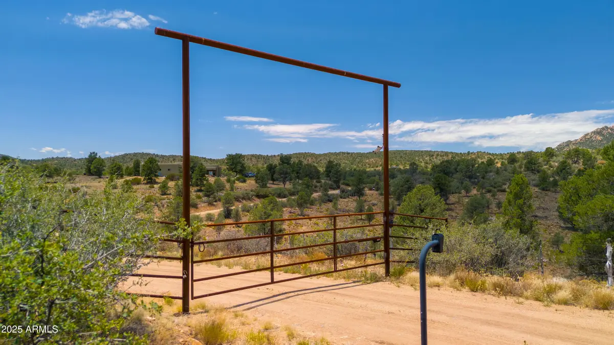 0043 Blue Sky Drive #U, Peeples Valley, AZ 86332 - Image #1
