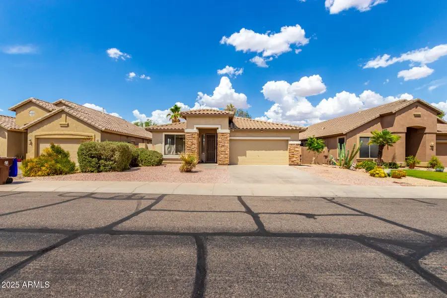 128 E Canary Court, San Tan Valley, AZ 85143 - Image #2