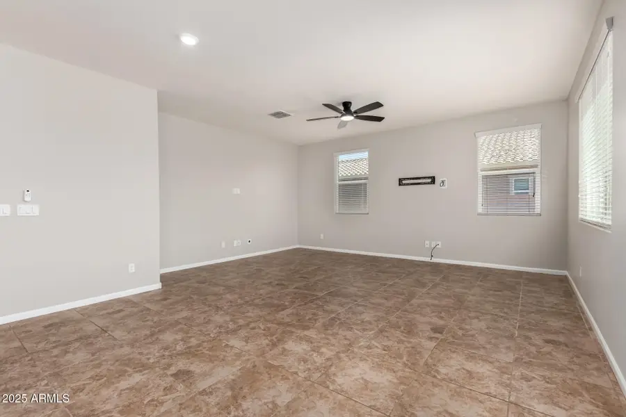 24090 N 166th Drive, Surprise, AZ 85387 - Image #3