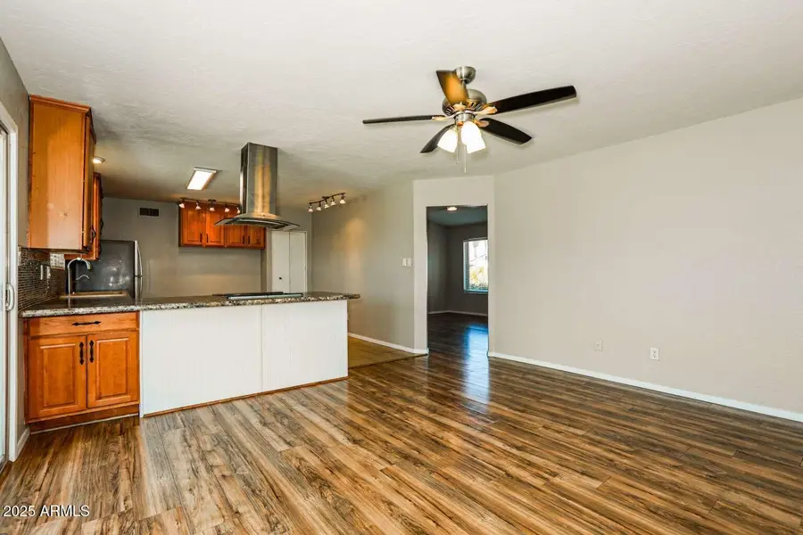 712 S 34th Street, Mesa, AZ 85204 - Image #3