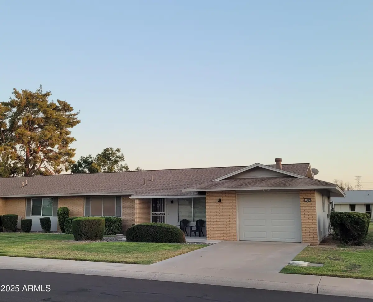 11005 W Kelso Drive, Sun City, AZ 85351 - Image #1