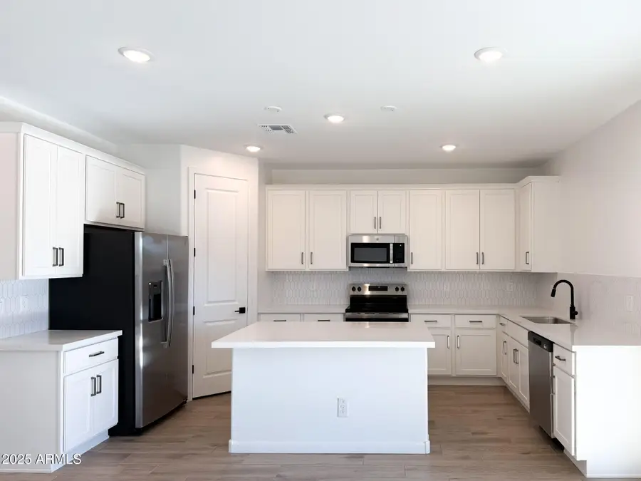 18203 W La Senda Drive, Surprise, AZ 85387 - Image #3