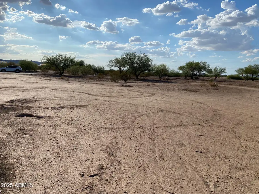 4125 N Valley Drive #3, Eloy, AZ 85131 - #3