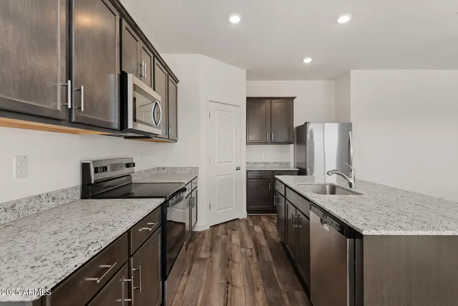 4063 N Ghost Hollow Way, Casa Grande, AZ 85122 - Image #2