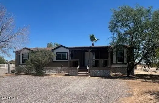 28707 N 205th Drive, Wittmann, AZ 85361