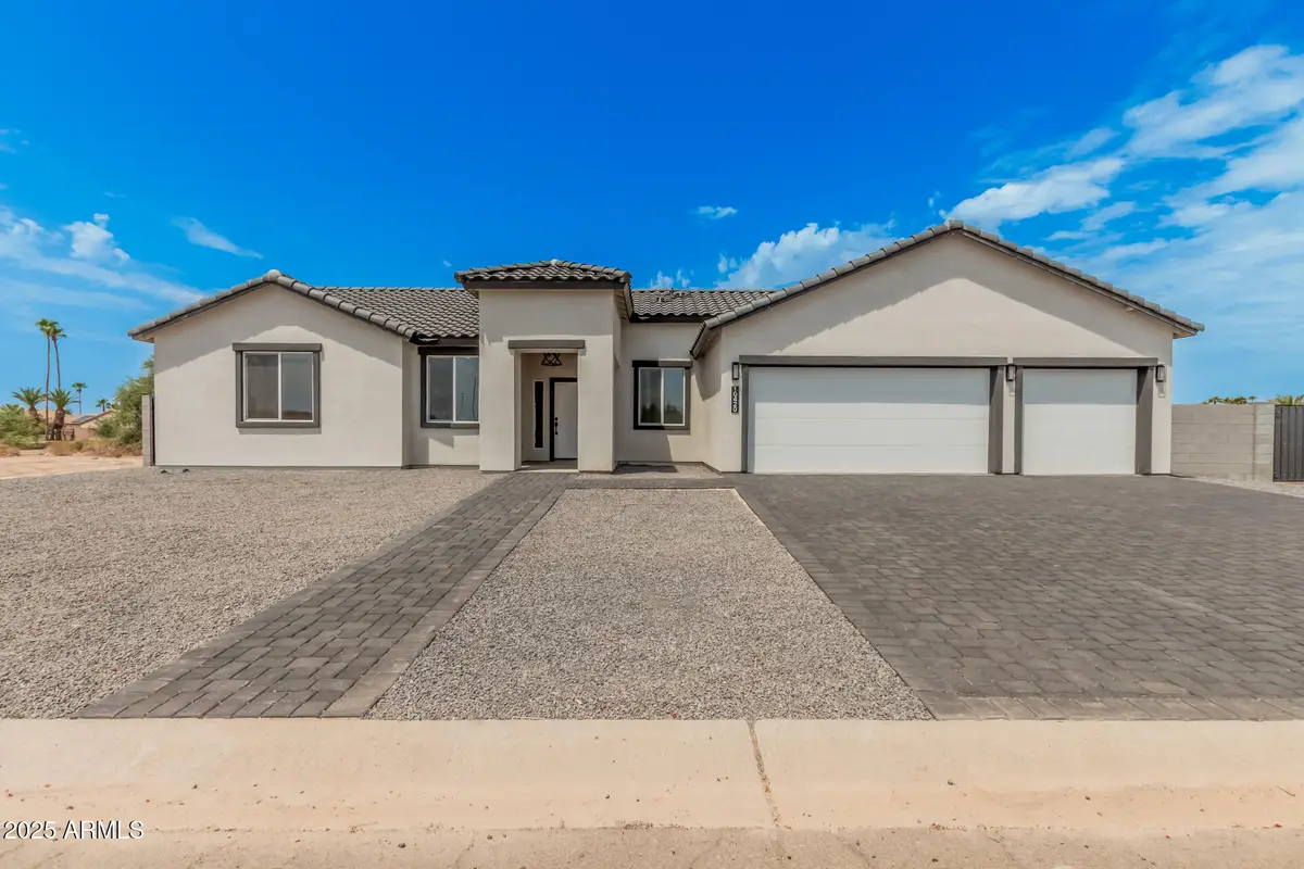 10420 W San Lazaro Drive, Arizona City, AZ 85123 - Image #1