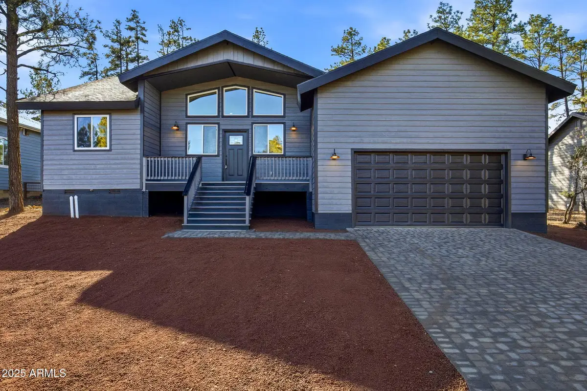 180 W Pine Haven Circle, Show Low, AZ 85901 - Image #1