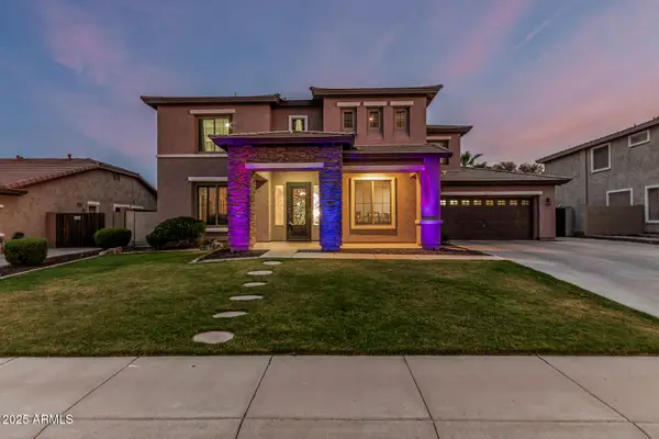 18257 W Mauna Loa Lane, Surprise, AZ 85388