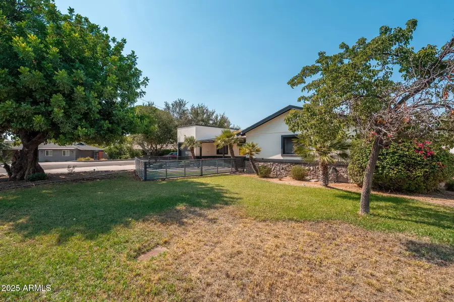 3002 E Glenrosa Avenue, Phoenix, AZ 85016 - Image #3