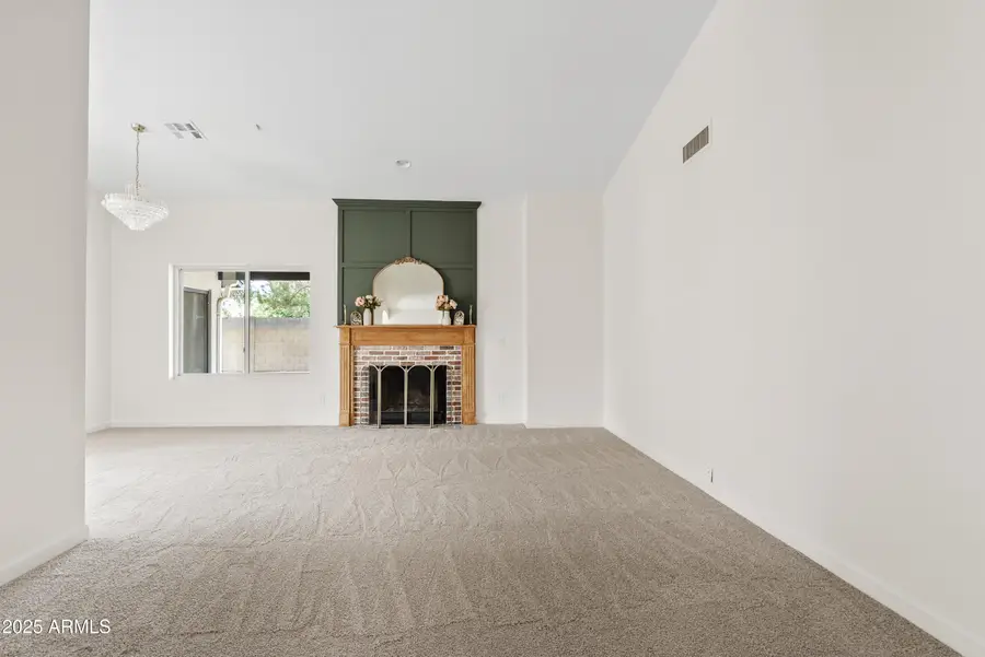 550 E Appaloosa Road, Gilbert, AZ 85296 - Image #2