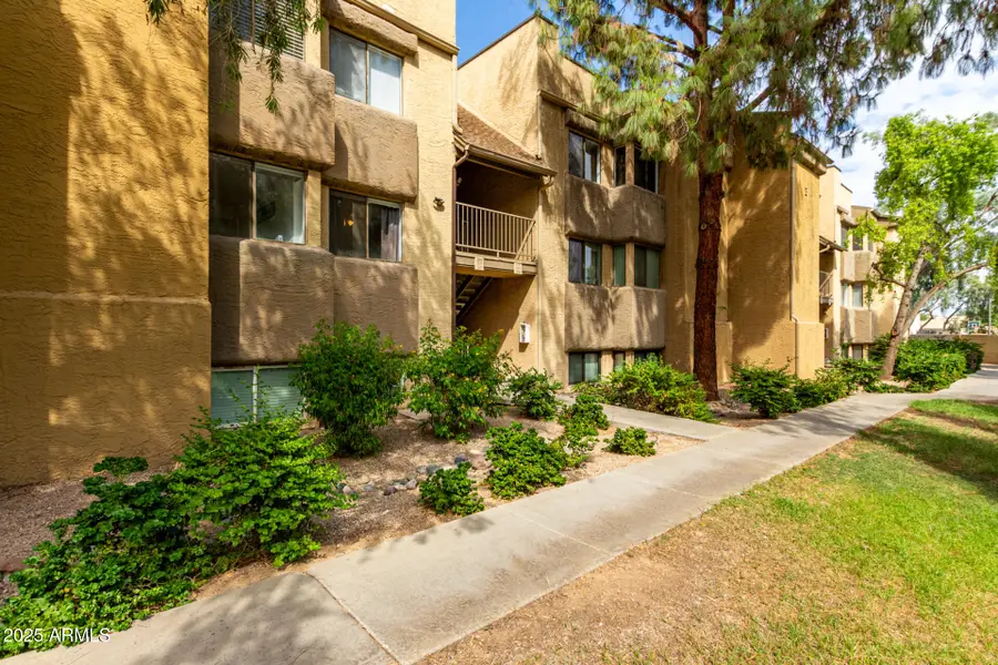 18811 N 19th Avenue #2017, Phoenix, AZ 85027 - Image #2