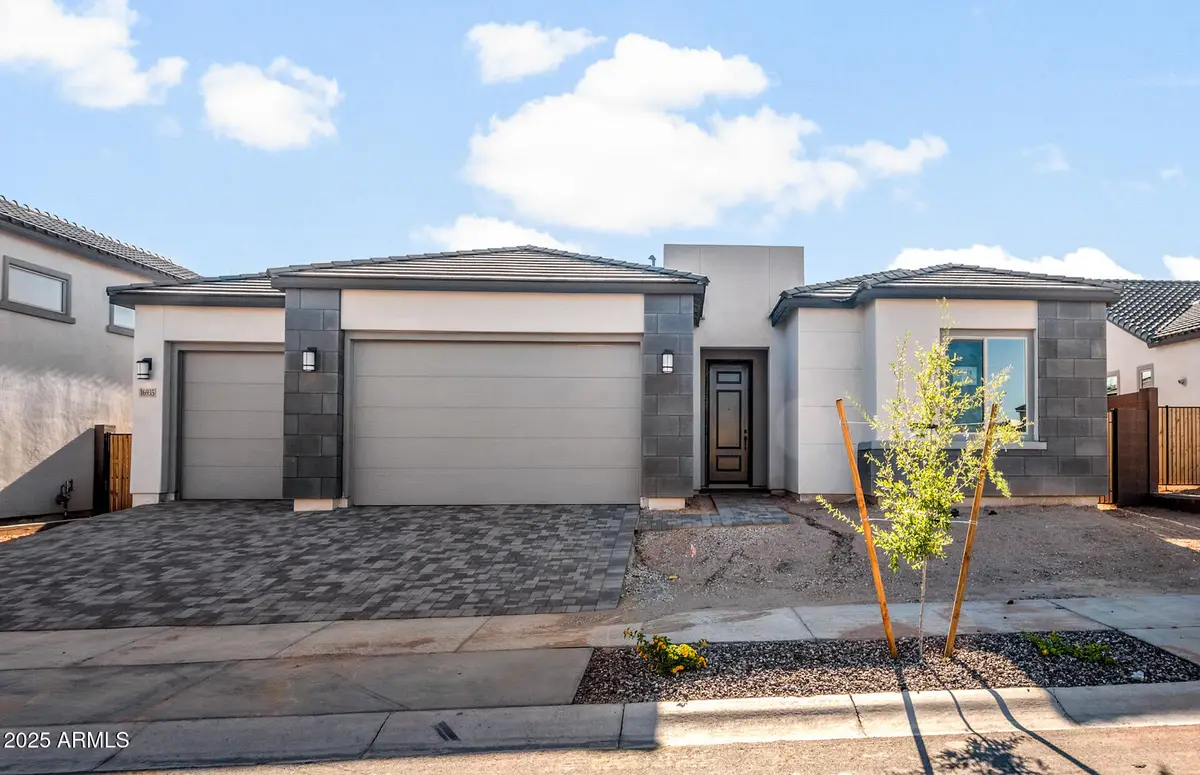 16935 W Chama Drive, Surprise, AZ 85387 - Image #1