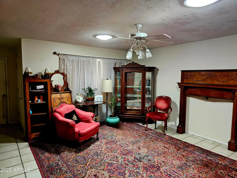 2142 W Kerry Lane, Phoenix, AZ 85027 - Image #3