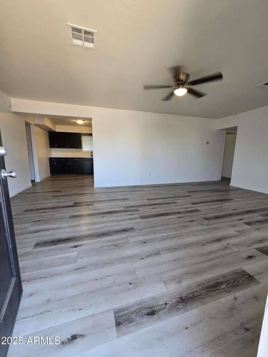 2230 E Beverly Lane, Phoenix, AZ 85022 - Image #2