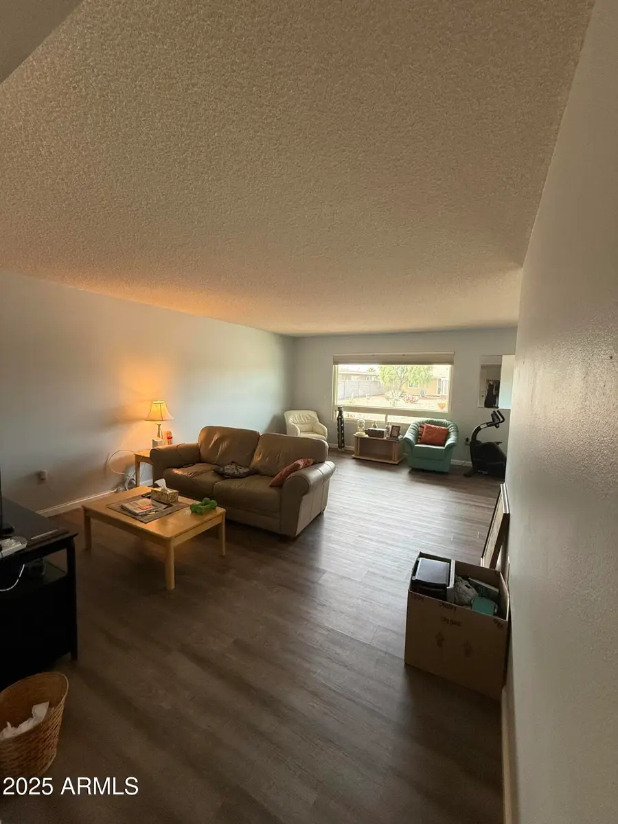 9445 W Rolling Hills Drive, Sun City, AZ 85351 - Image #2