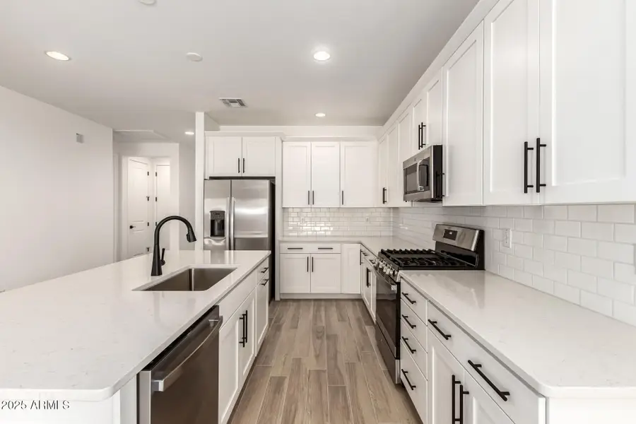 18171 W Hess Street, Goodyear, AZ 85338 - Image #3