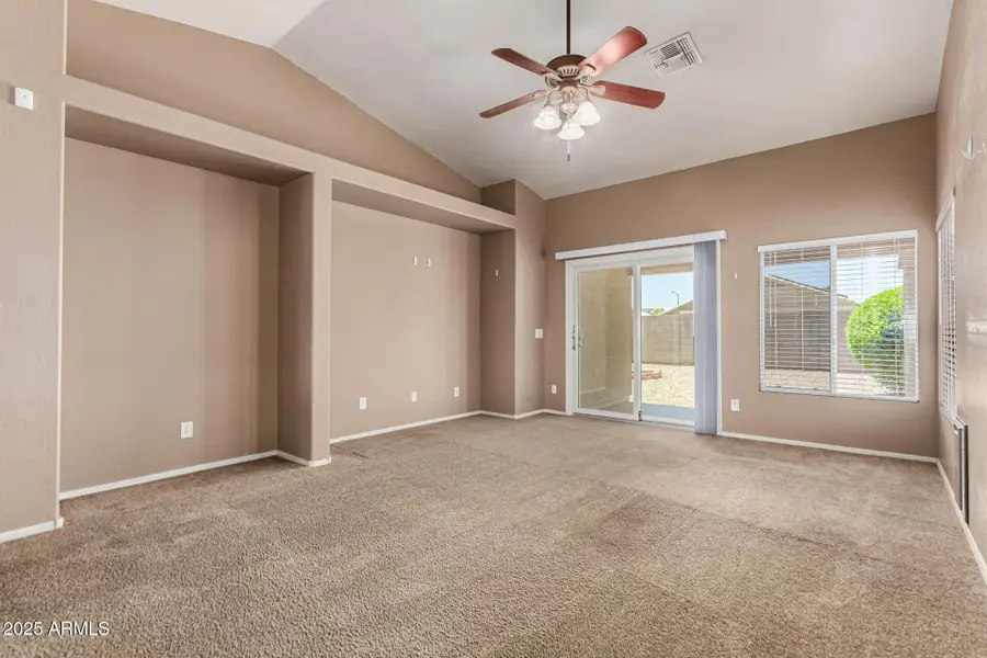 15351 W Port Royale Lane, Surprise, AZ 85379 - Image #3
