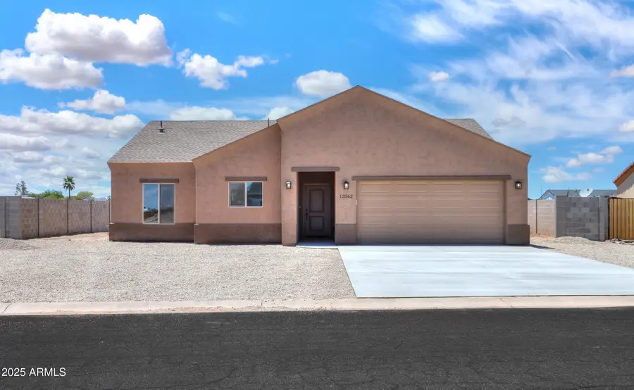 13562 S Huntington Road, Arizona City, AZ 85123 - Image #2