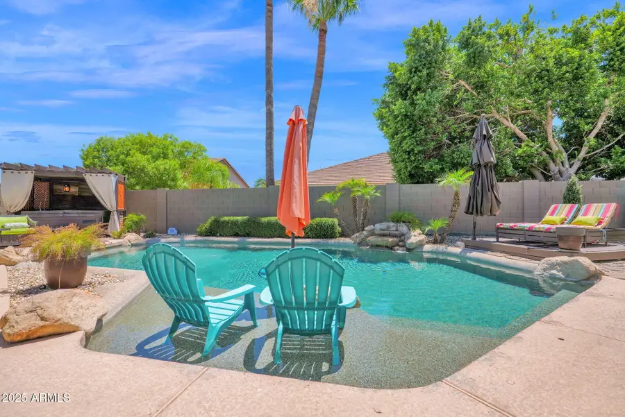 7965 W Robin Lane, Peoria, AZ 85383 - Image #3