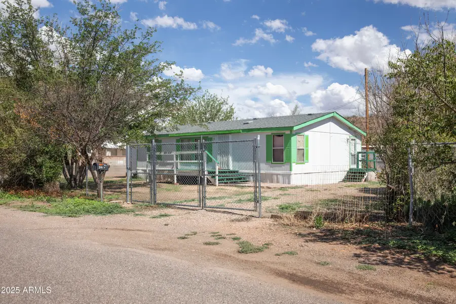 522 E Navajo Street, Huachuca City, AZ 85616 - #2