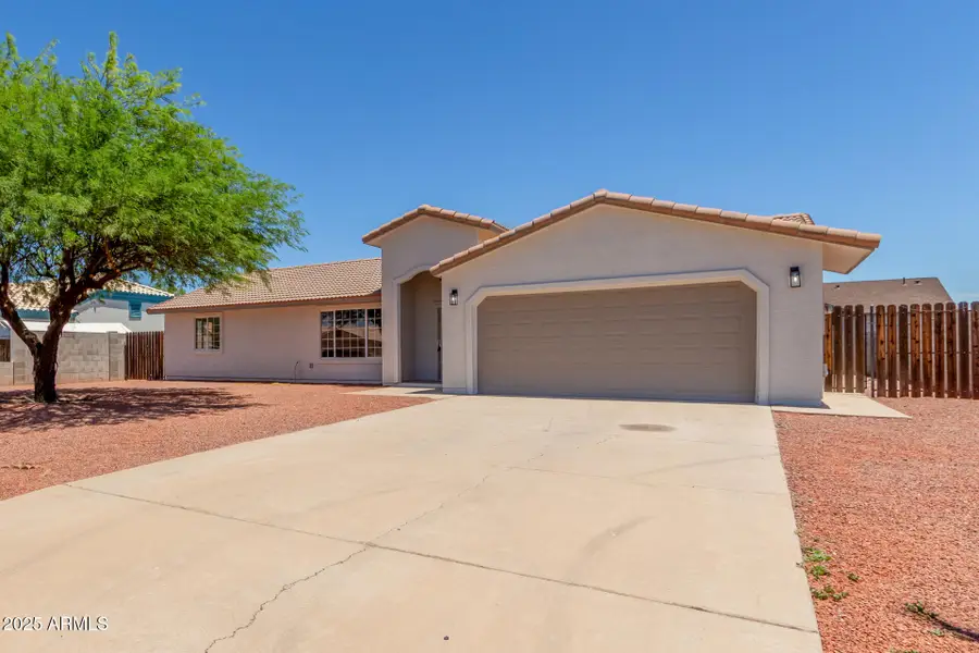 14309 S Amado Boulevard, Arizona City, AZ 85123 - Image #3
