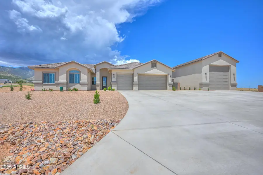 6321 E Red Oak Circle, Hereford, AZ 85615 - Image #3