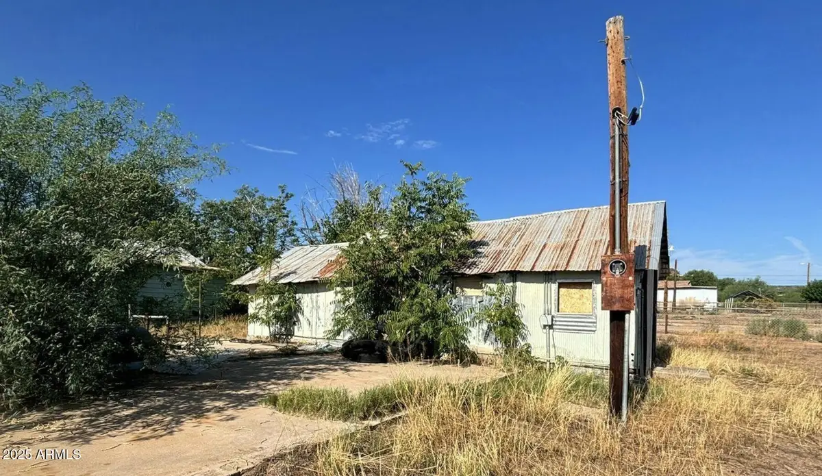 709 N San Manuel Avenue, Mammoth, AZ 85618 - Image #1