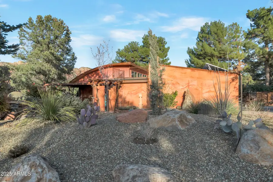 425 Montazona Trail, Village Of Oak Creek Big Park, AZ 86351 - Image #3