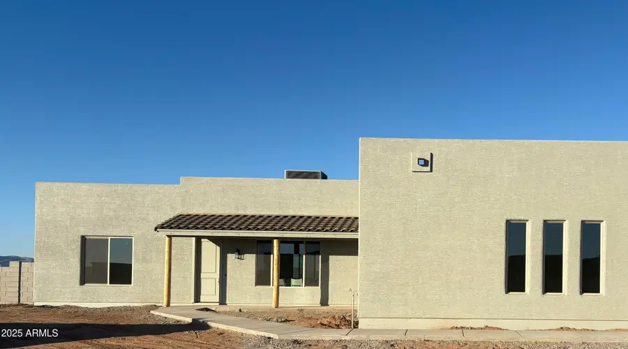23131 W Skinner Road, Wittmann, AZ 85361 - Image #2