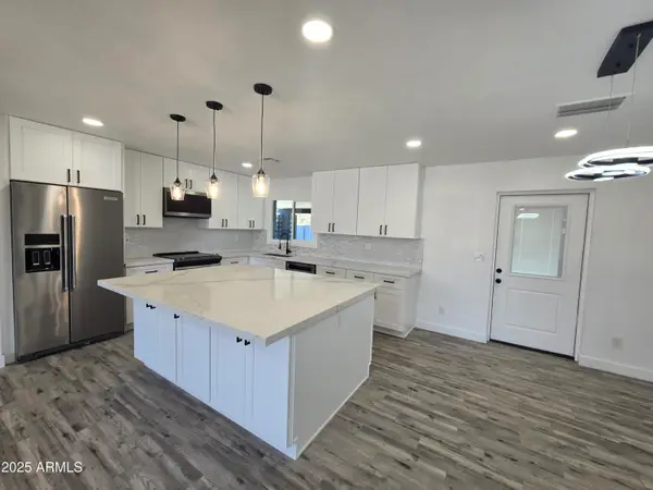 206 E Manhatton Drive, Tempe, AZ 85282