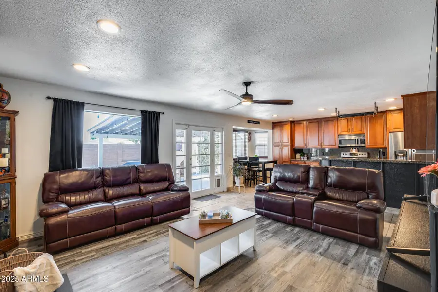 5943 W Monte Cristo Avenue, Glendale, AZ 85306 - Image #2