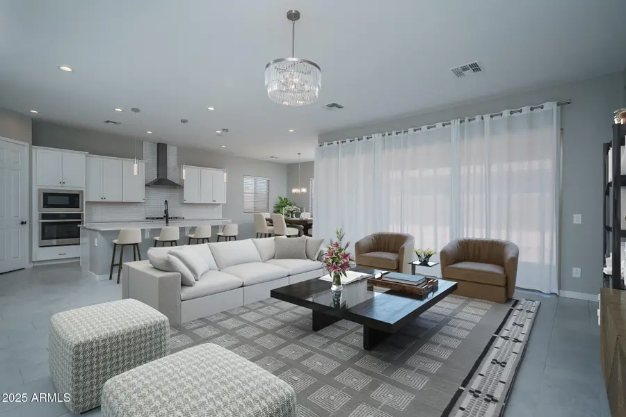 17144 W Mariposa Grande Boulevard, Surprise, AZ 85387 - Image #3