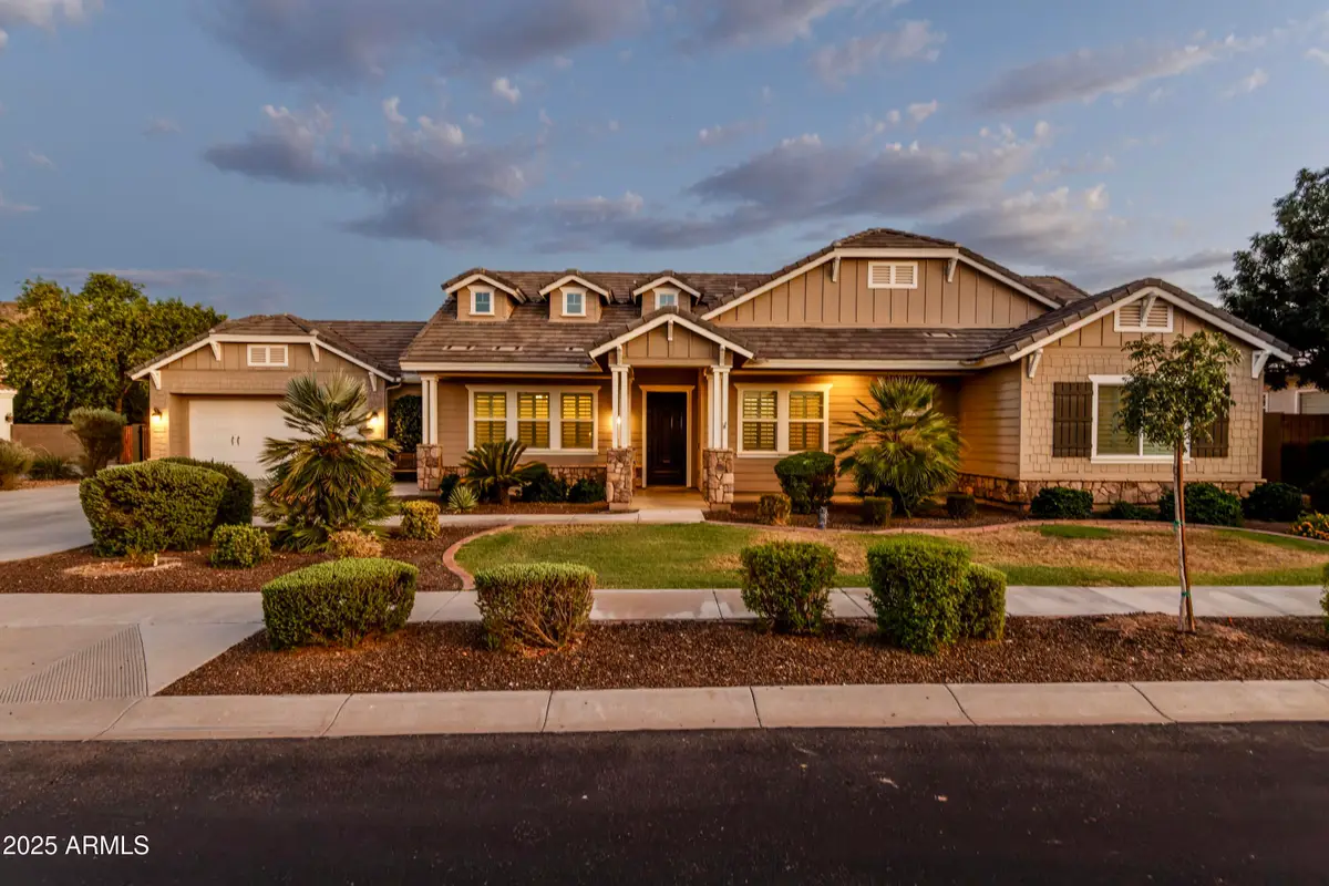 2825 E Harwell Road, Phoenix, AZ 85042 - Image #1