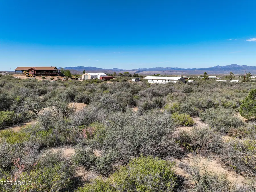 7995 W Farringdon Lane #377, Skull Valley, AZ 86332 - Image #2