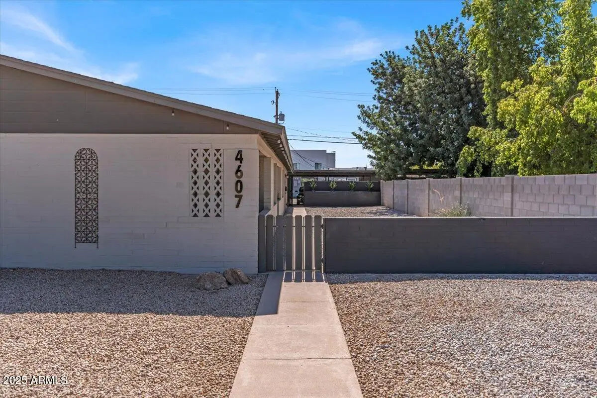 4607 N 12th Avenue, Phoenix, AZ 85013 - Image #1