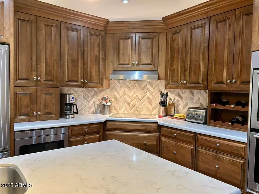 10009 W Pleasant Valley Road, Sun City, AZ 85351 - Image #2