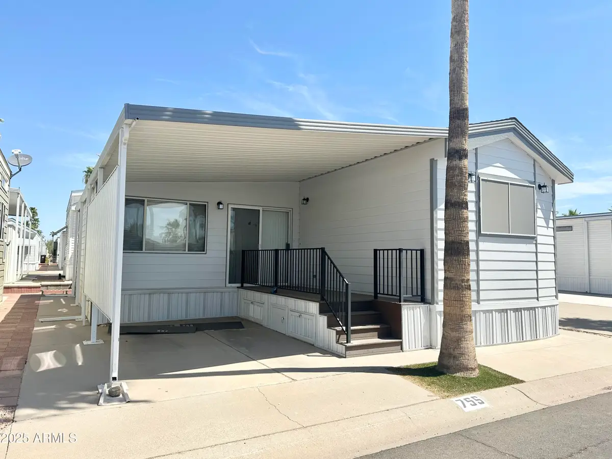 755 S Diamond Drive, Apache Junction, AZ 85119 - Image #1