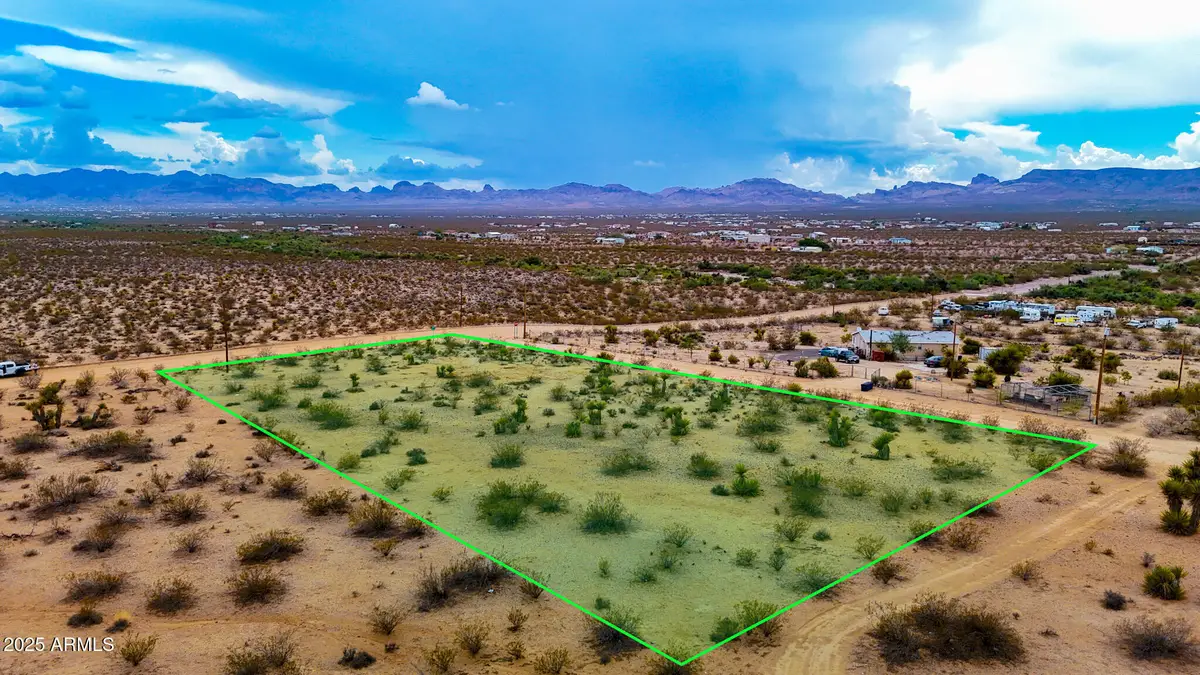 TBD Chinle Dr Lot #4 1 Acre --, Golden Valley, AZ 86413 - #1