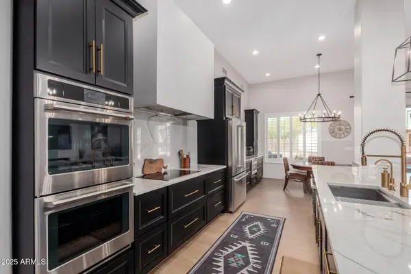 37529 N 20th Street, Phoenix, AZ 85086